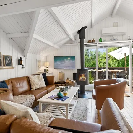 Nayati - 800m From The Sea By Interhome Hals