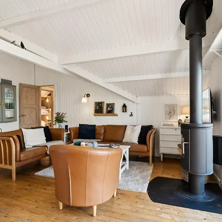 Nayati - 800m From The Sea By Interhome * Hals